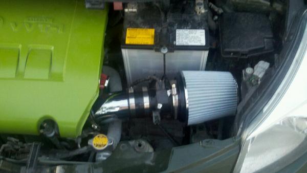 intake with the engine cover on
